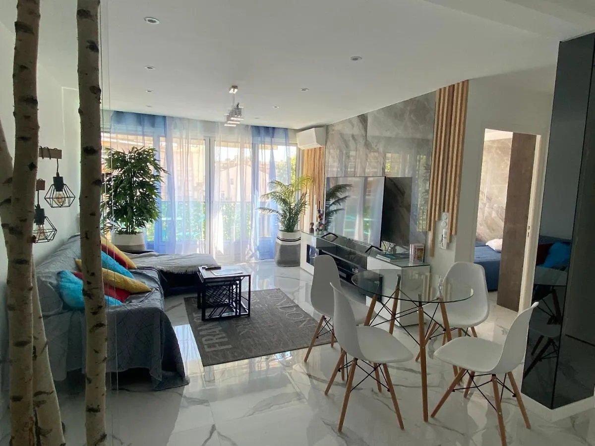 Centre Ville Sainte Maxime 100M Plage Et Commerce A Pied Apartment Sainte-Maxime